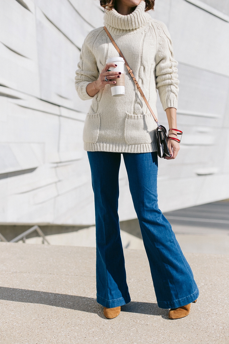 The One Key to Wearing Flare Jeans 