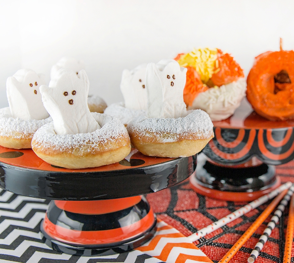 wear-where-well-spooky-halloween-donuts_0007