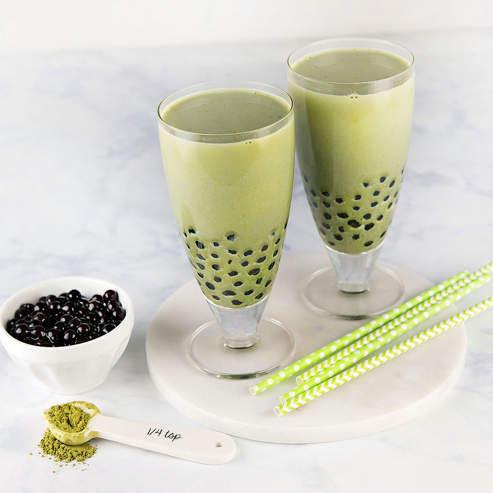 Wear+Where+Well shares 3 must-try matcha tea recipes.